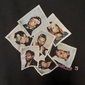 Maroon 5 Red Pills Blues Tour Mens XL Black T Shirt Concert Band Short Sleeve